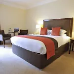 Temple Gate 4*