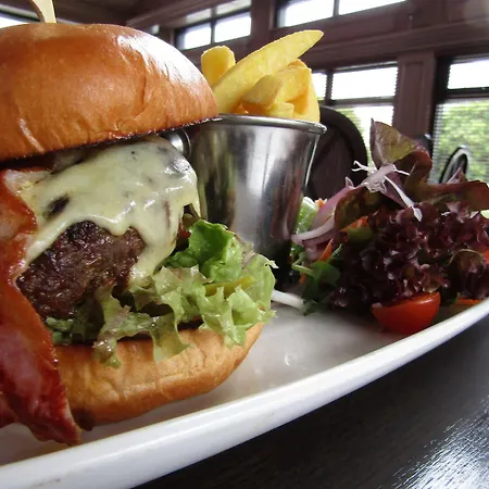 Temple Gate Hotel 4*