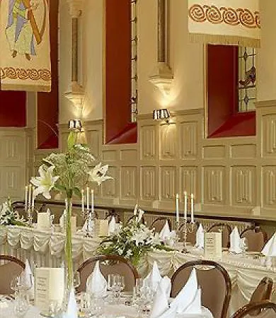 Temple Gate 4* Ennis