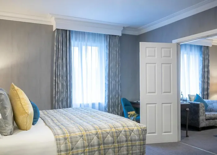Temple Gate Hotel