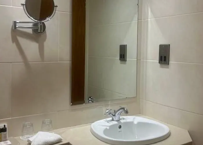 Hotel Temple Gate 4*