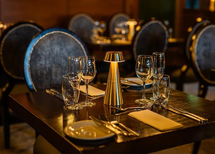 Temple Gate מלון