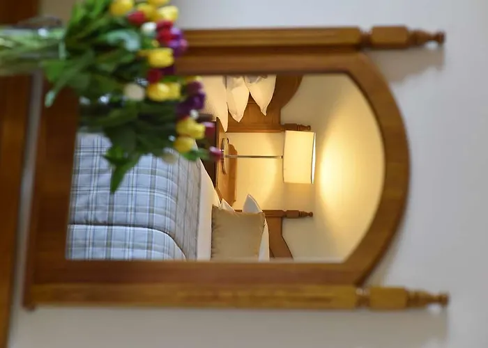 Temple Gate 4* אניס