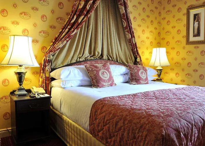 Hotel Temple Gate 4*