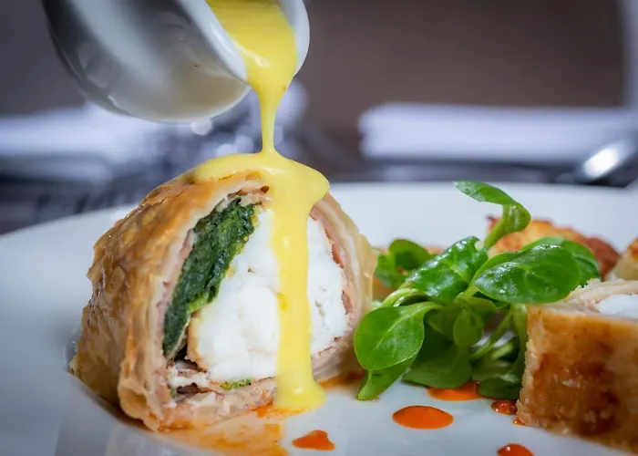 Temple Gate מלון